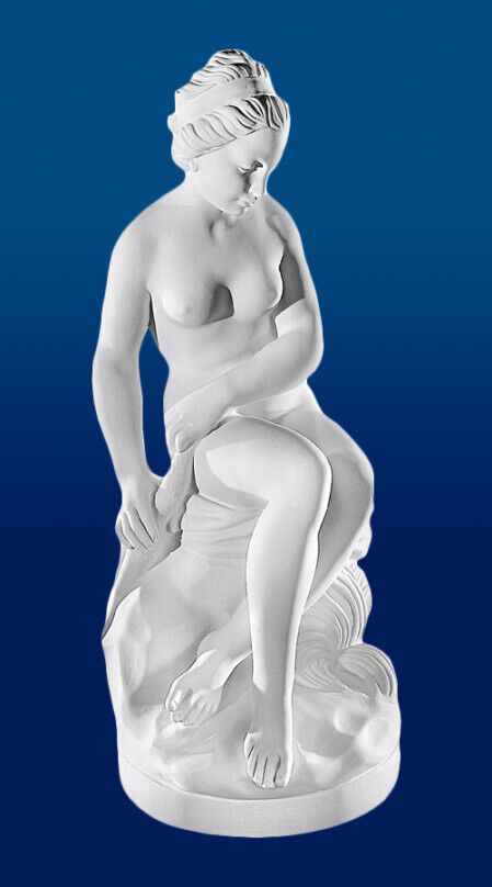 1005/KX - VENERE DIANA SEDUTA IN POLVERE DI MARMO DI CARRARA