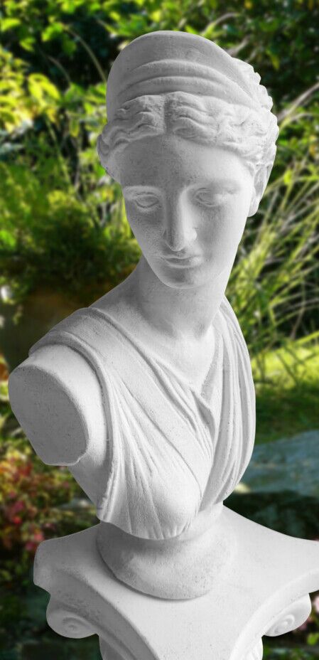 451/S - BUSTO DI DIANA IN MARMO CEMENTO