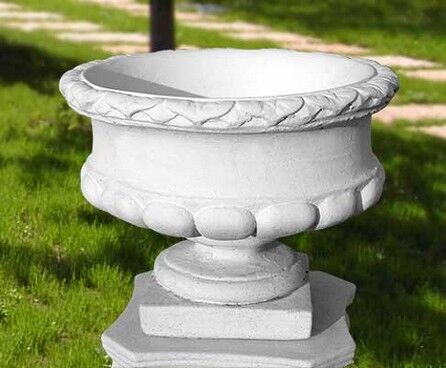VA88/B - VASO CON BORDO A FOGLIE IN MARMO CEMENTO