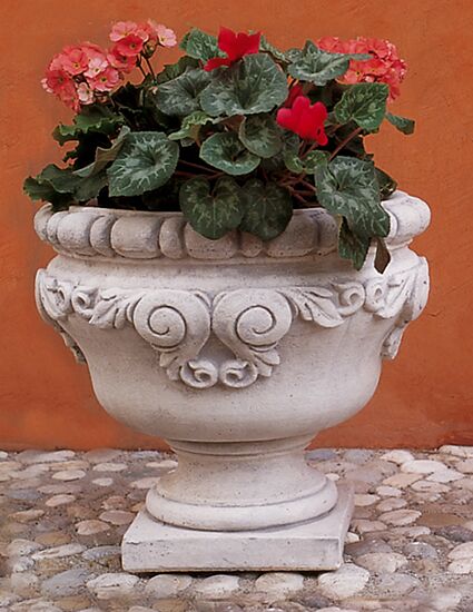 10/S - VASO RIPOLI IN MARMO CEMENTO