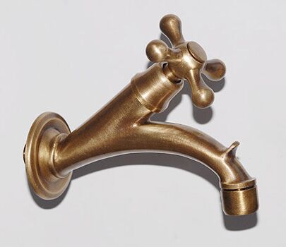 0266 - RUBINETTO CLASSICO CON PORTASECCHIELLO (1/2")