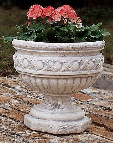 VA61/B - VASO GIGLI IN MARMO CEMENTO