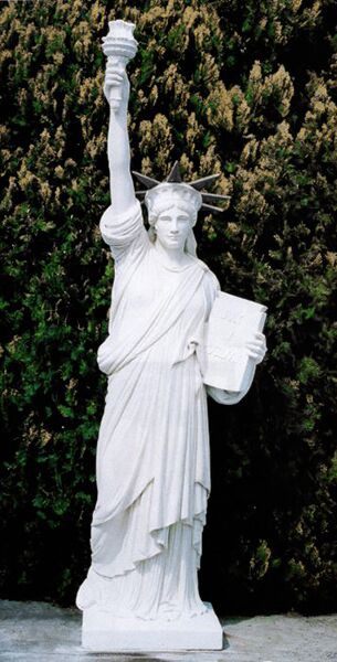 STG1/B - STATUA DELLA LIBERTÁ IN MARMO CEMENTO