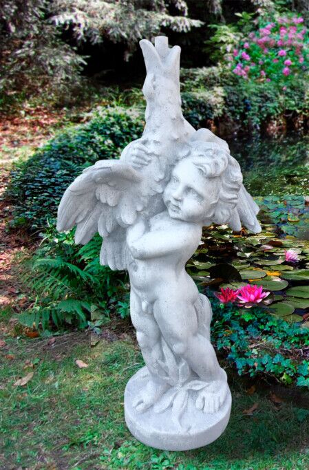 385/S - PUTTO CON ANATRA IN MARMO CEMENTO