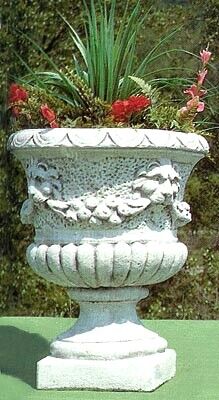 6/S - VASO ERCOLANO IN MARMO CEMENTO