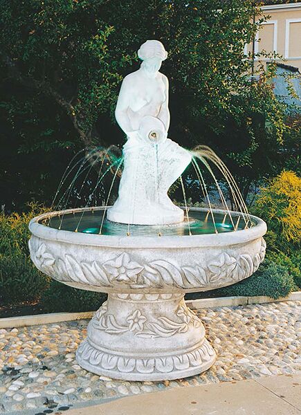 908/I - FONTANA ACQUAIOLA IN MARMO CEMENTO